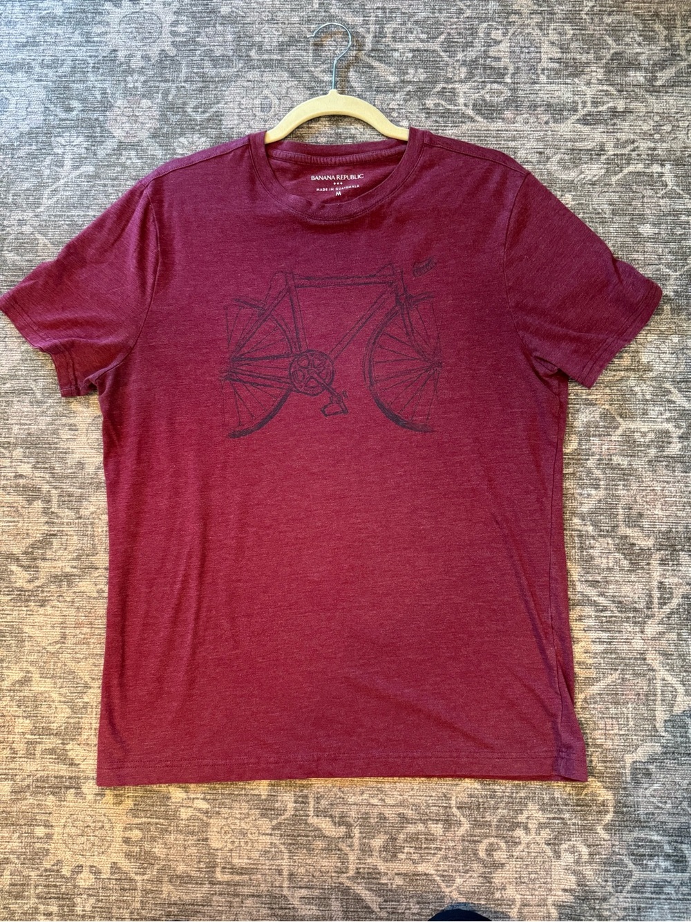 Banana Republic Men's Burgundy Short-Sleeve Bicycle Graphic Tee